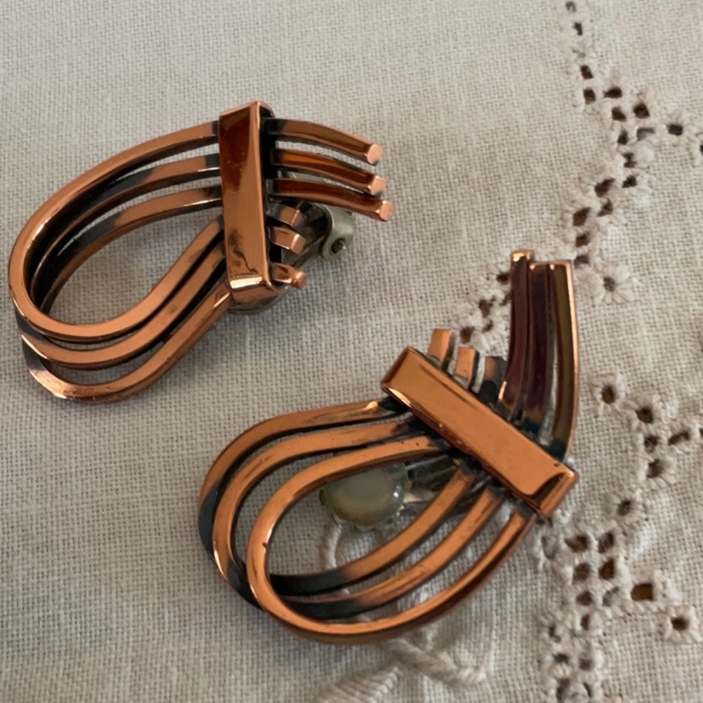 Vintage 1950’s Renoir Copper Clip On Earrings